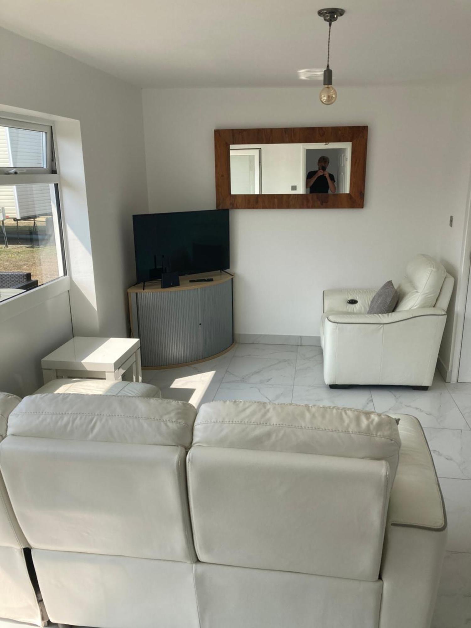 2 Bed Chalet Romney Sands Greatstone المظهر الخارجي الصورة