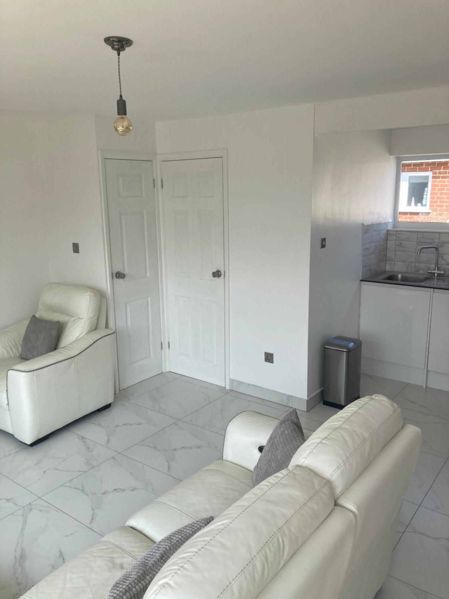 2 Bed Chalet Romney Sands Greatstone المظهر الخارجي الصورة