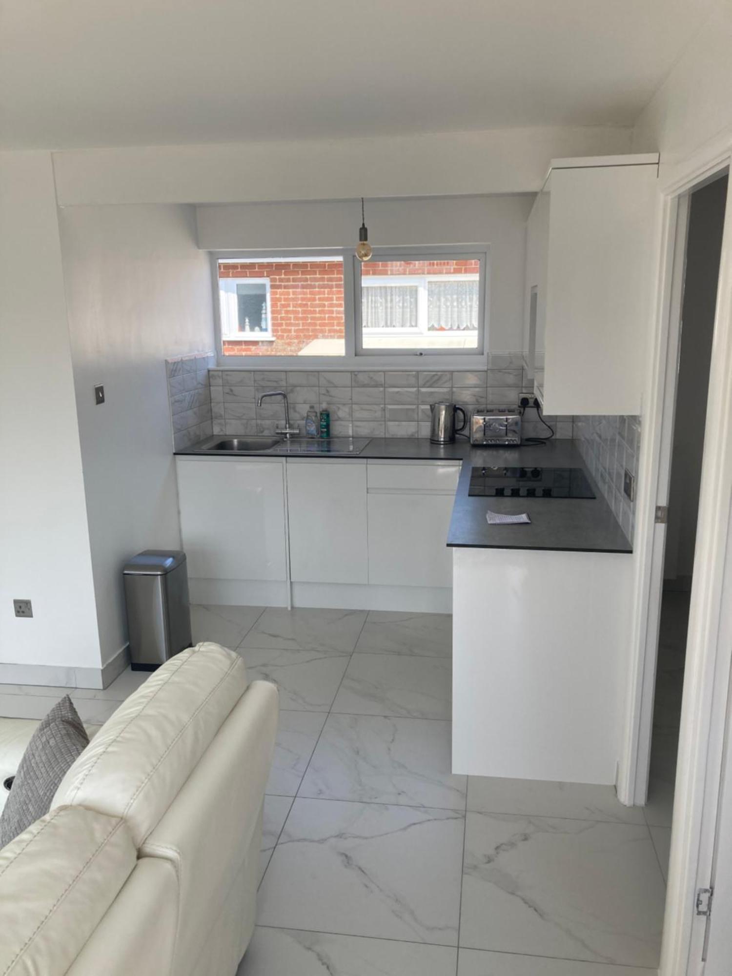 2 Bed Chalet Romney Sands Greatstone المظهر الخارجي الصورة